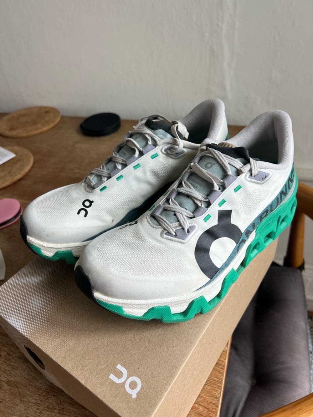 On Running Cloudmonster Hyper in White and Mint Green - Picture 2 of 7